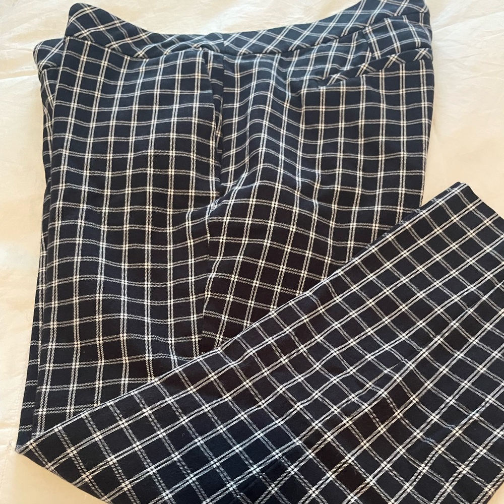 Chic JJill Black and White Plaid Crop Pants. Size 14